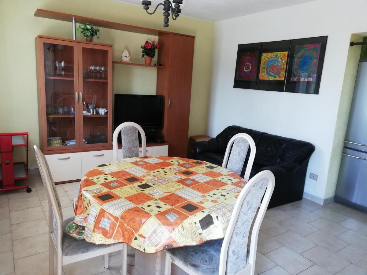 Giardino Διαμέρισμα Porto Valtravaglia Εξωτερικό φωτογραφία