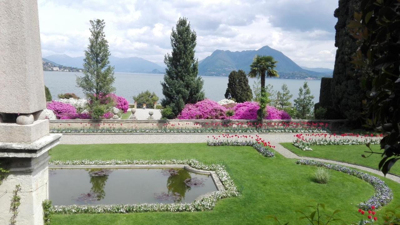 Giardino Διαμέρισμα Porto Valtravaglia Εξωτερικό φωτογραφία
